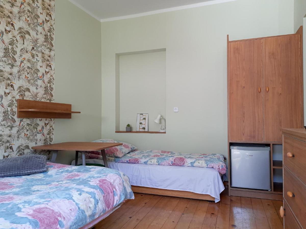 Hotel Dom Wczasowy Lodzianka Mrzeżyno Esterno foto