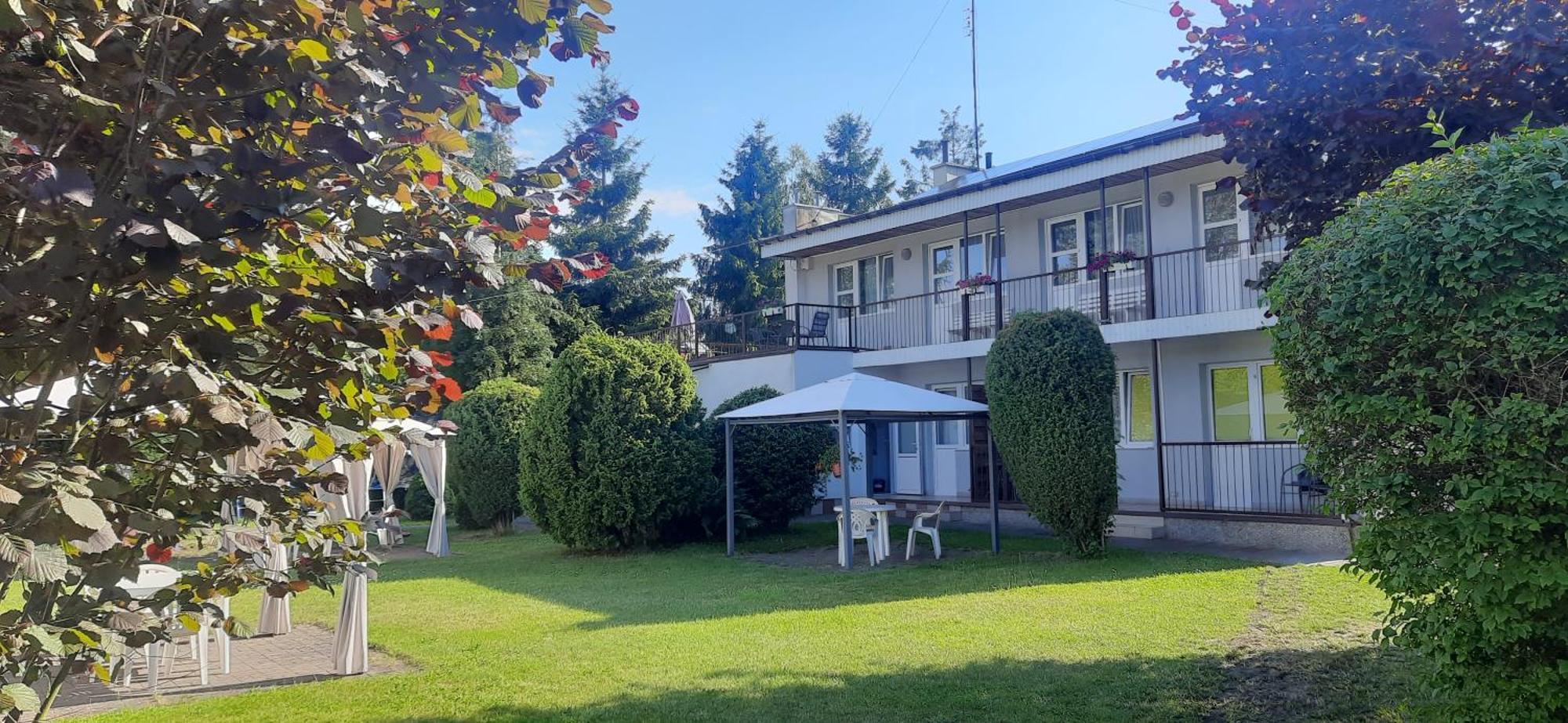 Hotel Dom Wczasowy Lodzianka Mrzeżyno Esterno foto