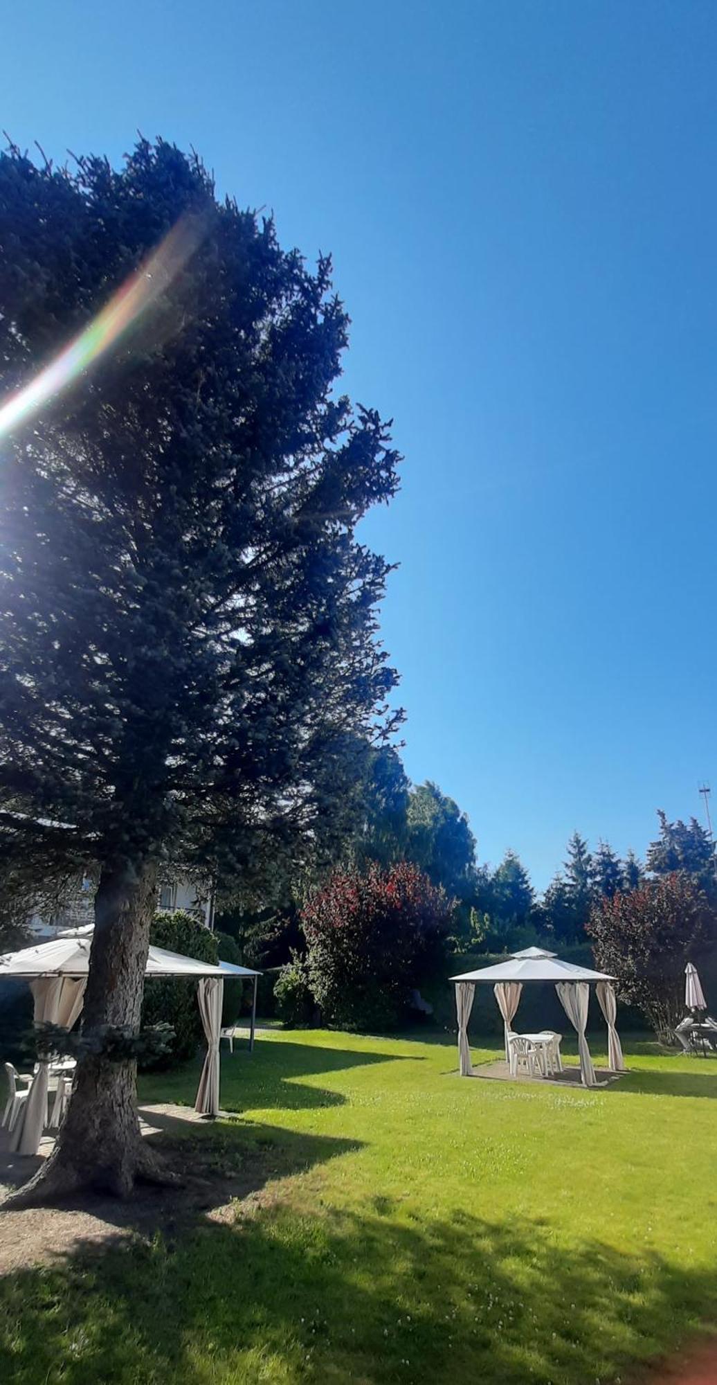 Hotel Dom Wczasowy Lodzianka Mrzeżyno Esterno foto